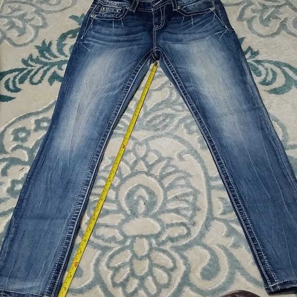 COPY - Miss Me mid rise easy skinny sz 27 - Picture 2 of 3